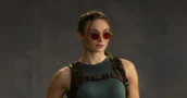 Prime Video's Tomb Raider: Eerste Officiële Blik op Sophie Turner