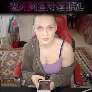 Gamer Girl Xbox Series X