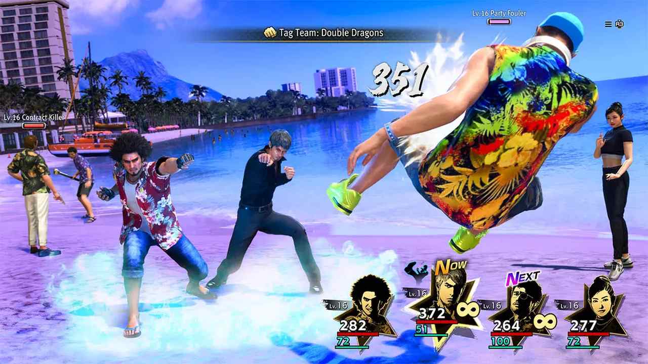 Like a Dragon: Infinite Wealth gevecht Kasuga, Kiryu, Tomizawa en Fujinomiya