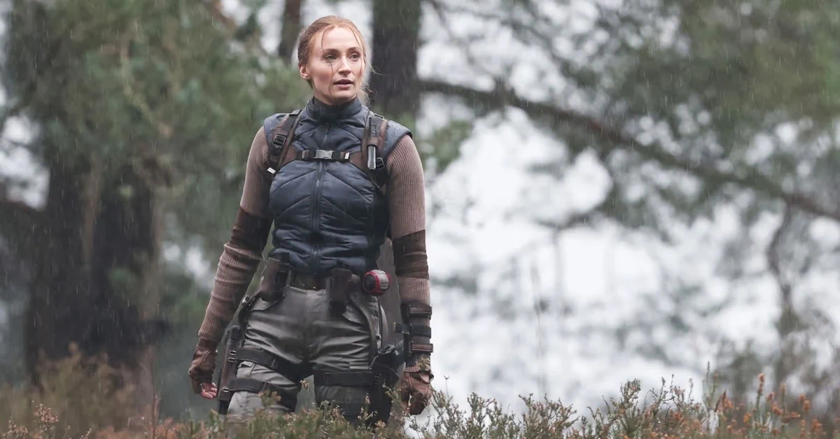 Sophie Turner op de set van Amazons Tomb Raider-serie, met de iconische vlecht