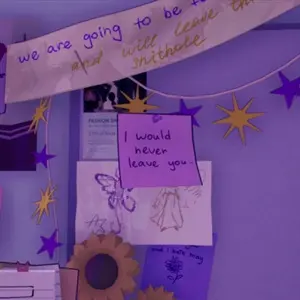 The August Before - Papieren Notities